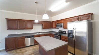 1137 Newcastle Dr, Weatherford, TX 76086 - photo 5