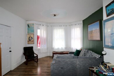 392 Walnut St, Newark, NJ 07105 - photo 7