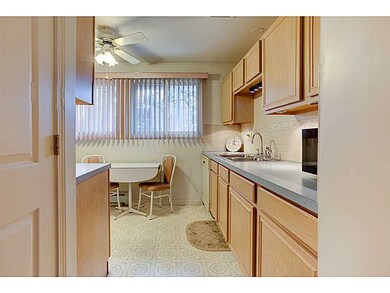 166 Burt St, Warwick, RI 02886 - photo 3