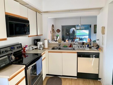 VAULTED KITCHEN