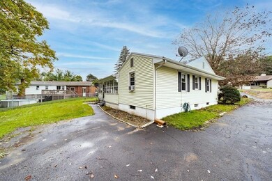 102 Homestead Ave, Holyoke, MA 01040 - photo 4