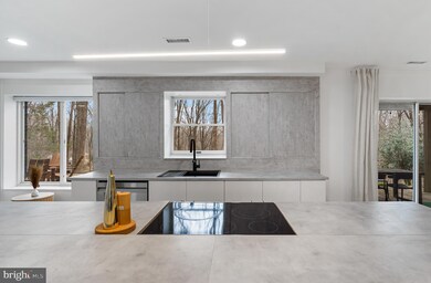 1021 Roxleigh Rd, Towson, MD 21286 - photo 6