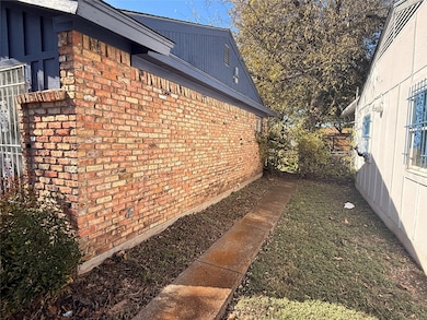 3711 Happy Canyon Dr, Dallas, TX 75241 - photo 3