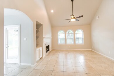 14146 Ivy Bluff Ct, Houston, TX 77062 - photo 2