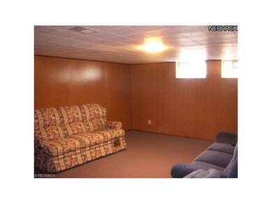 Recreation Room. 1527 Oakmount Road, South Euclid,