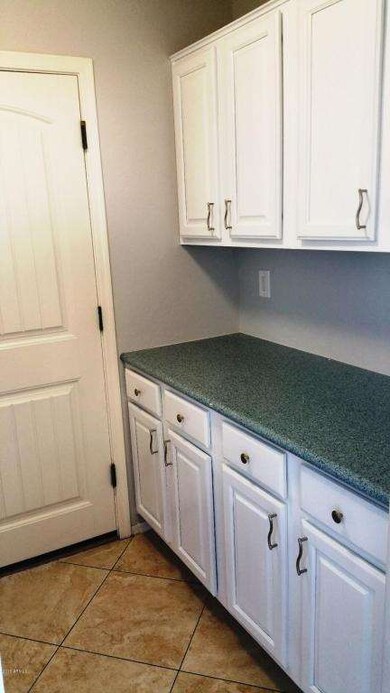 8131 E Dahlia Dr, Mesa, AZ 85208 - photo 7