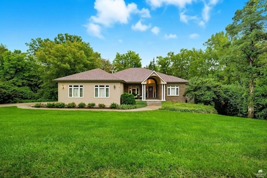 2904 Tatarrax Dr, Manhattan, KS 66502 - photo 4