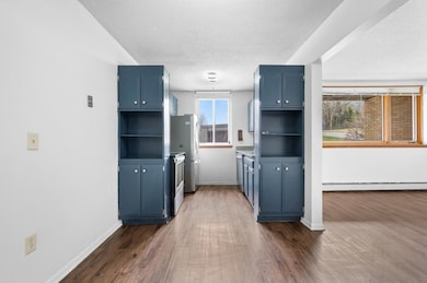 1911 Viking Dr NW unit 10, Rochester, MN 55901 - photo 3