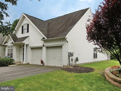 9 Coneflower Ln, Princeton Junction, NJ 08550 - photo 2