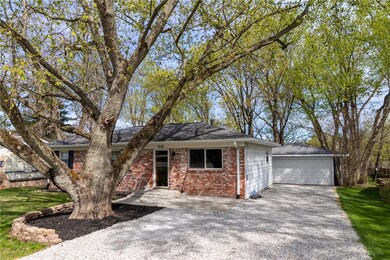 1026 W Lincoln St, Danville, IN 46122 - photo 5