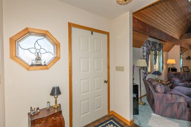 20114 Hickory Rd, Batesville, IN 47006 - photo 2