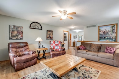 113 N Queen St, Maize, KS 67101 - photo 3