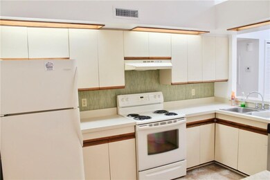 888 Wimbledon Dr, Saint Simons Island, GA 31522 - photo 5