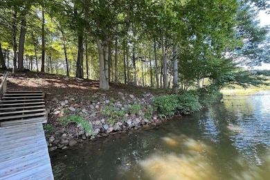 Lot 94 Path to Floater