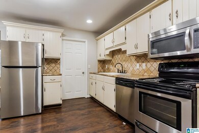 1102 Eagle Dr, Maylene, AL 35114 - photo 6