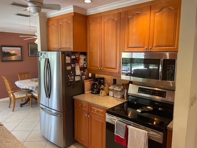 3313 Sherwood Blvd, Delray Beach, FL 33445 - photo 2