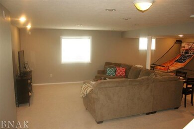 1507 Olmsted Rd, Normal, IL 61761 - photo 3