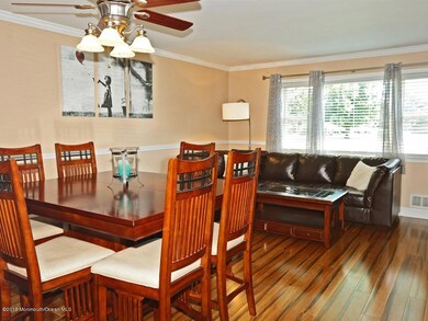 005_Living & Dining Room[1]