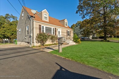 339 Plainfield Ave Edison NJ-large-004-0