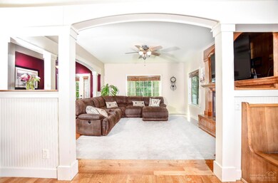 1489 NW Jackpine Ave, Redmond, OR 97756 - photo 6