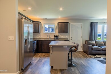 6903 Majestic Loop - MLS Size-19