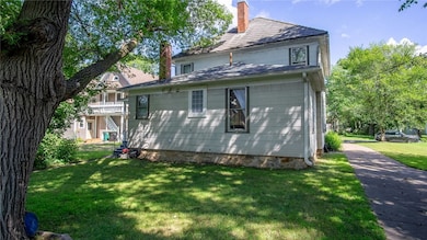 1115 7th St E unit 1, Menomonie, WI 54751 - photo 7