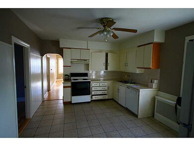 1151 Cranston St unit 1153, Cranston, RI 02920 - photo 6