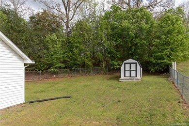 1679 Brookgreen Ave, Statesville, NC 28677 - photo 4