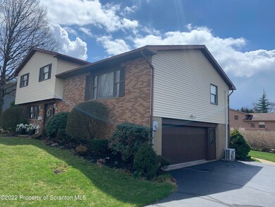 202 Swinick Dr, Dunmore, PA 18512 - photo 2