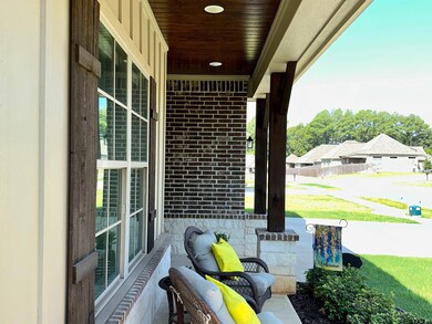 739 Cambridge Bend Cir, Tyler, TX 75703 - photo 3