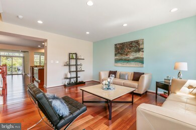 22917 Chinkapin Oak Terrace, Sterling, VA 20166 - photo 6