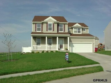 2418 S Mineral Dr, Papillion, NE 68046 - photo 2