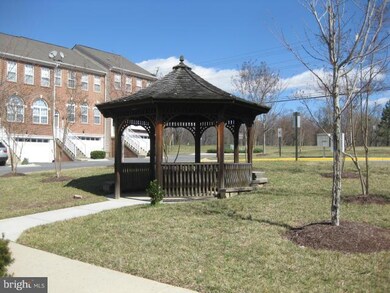 3923 Bryant Park Cir, Burtonsville, MD 20866 - photo 7