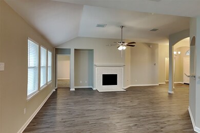 8831 Aberdeen Oaks Dr, Houston, TX 77095 - photo 2