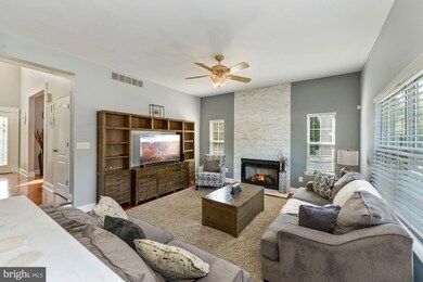 1004 Juniper Ct, West Deptford, NJ 08096 - photo 5