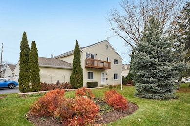 1630 Kemper Dr, Naperville, IL 60563 - photo 3