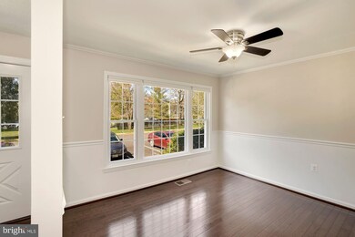 6055 Bonnie Bern Ct, Burke, VA 22015 - photo 4