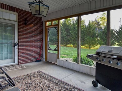 Screened in porch