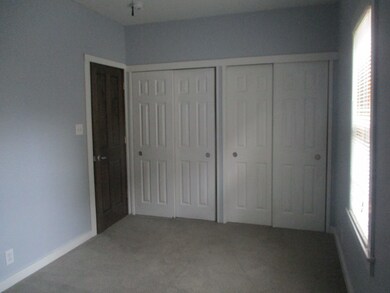 115 W 10th St, Auburn, IN 46706 - photo 6