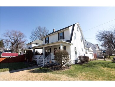 Beautiful Cuyahoga Falls Dutch Colonial... streets