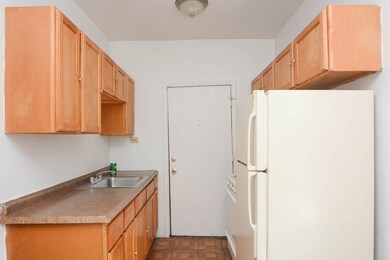 929 W Sunnyside Ave unit 3S, Chicago, IL 60640 - photo 3