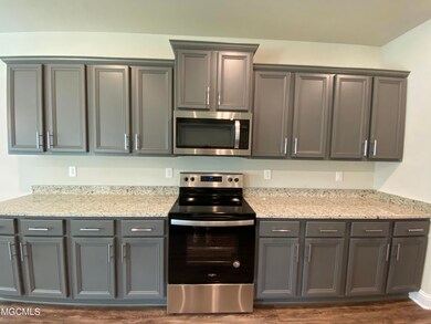 Hawthorne Kitchen 1
