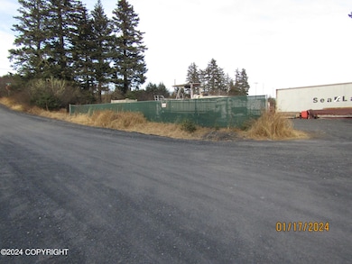 110 Bancroft Dr, Kodiak, AK 99615 - photo 2