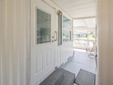 136 E Sterling Way, Leesburg, FL 34788 - photo 5