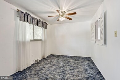 1006 Dunholme Rd, Reisterstown, MD 21136 - photo 4