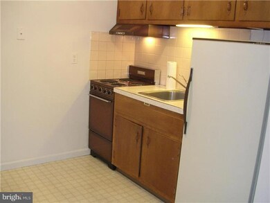 46 S 14th St unit 8, Quakertown, PA 18951 - photo 3