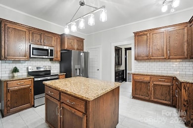 502 N Elm St, Marshville, NC 28103 - photo 4