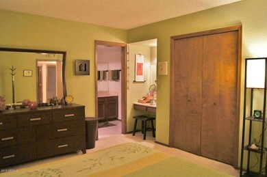 MasterBedroom1