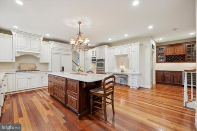 136 Waverly Cir, Phoenixville, PA 19460 - photo 6