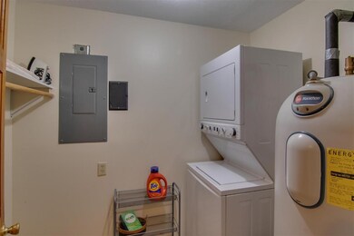 12 Green Ridge Rd unit 1, Lincoln, NH 03251 - photo 4